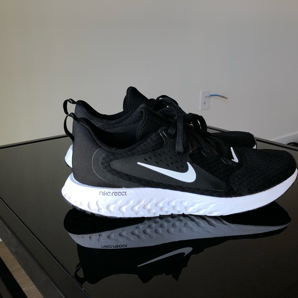 Black and white nikes